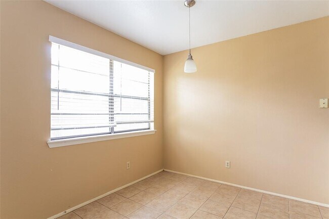 Foto del edificio - 5510 Bridgegate Dr