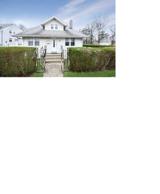 Building Photo - 77 Stewart Ave