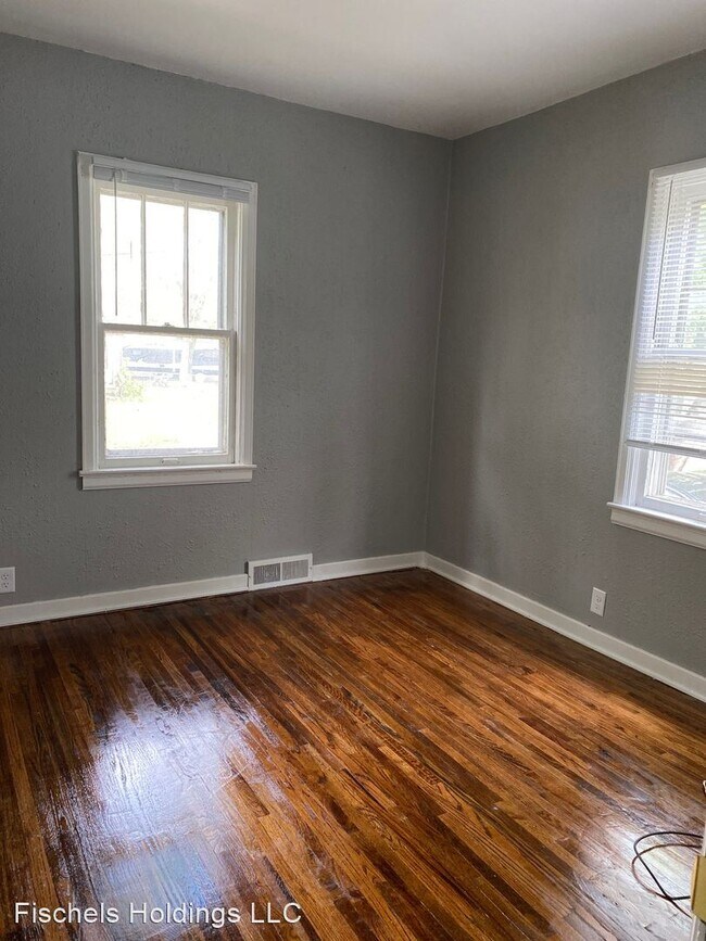 Foto del edificio - 3 br, 1 bath House - 450 Reed St