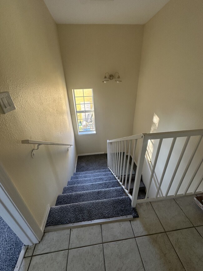 Foto del edificio - 2210 S Hobart Blvd