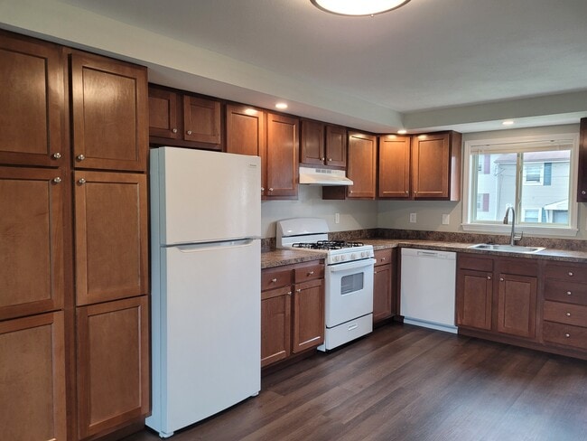 Building Photo - Pleasant Hill Crossings