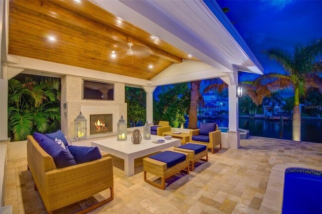 Building Photo - 807 Snug Island