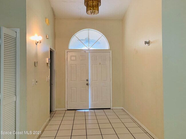 Foto del edificio - 1337 Helvenston St NW