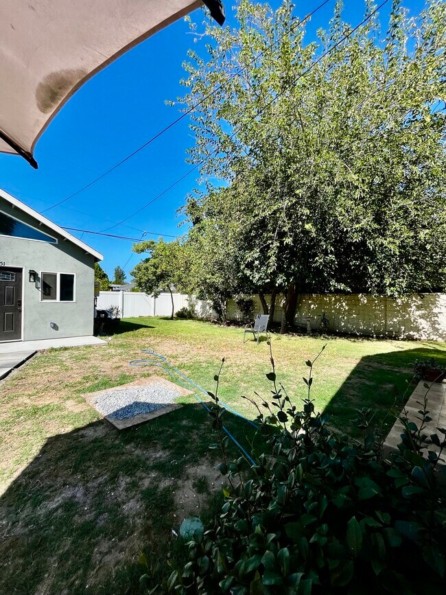 Foto del edificio - 22149 Cohasset St