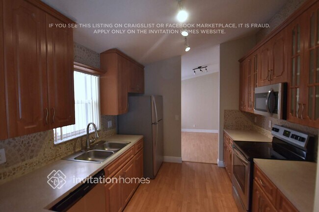 Building Photo - 13081 SW 54th Ct
