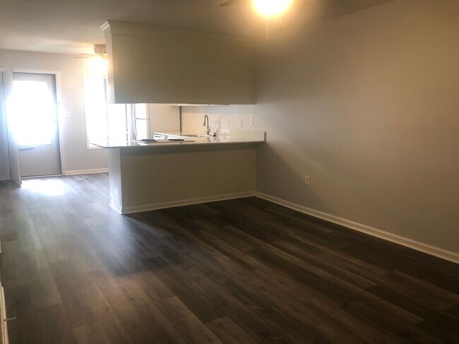 Foto del edificio - 108 Beaver Pond Loop