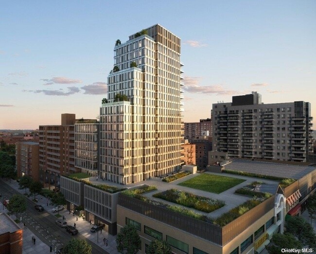 Foto del edificio - 136-18 Maple Ave