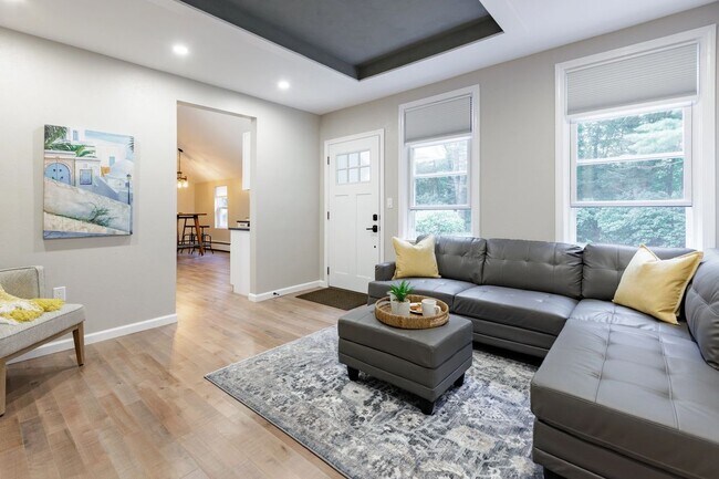 Foto del edificio - 227 Gurleyville Rd