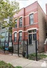 Building Photo - 1538 N Maplewood Ave