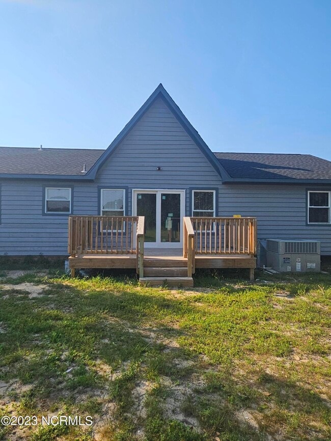 Building Photo - 814 Lorraine Dr