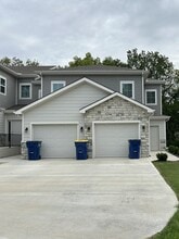 Building Photo - 8679 Golden Ln