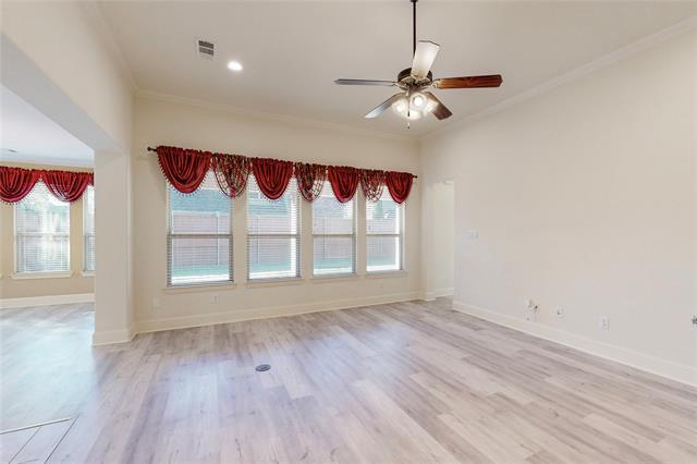 Building Photo - 705 Quail Creek Dr