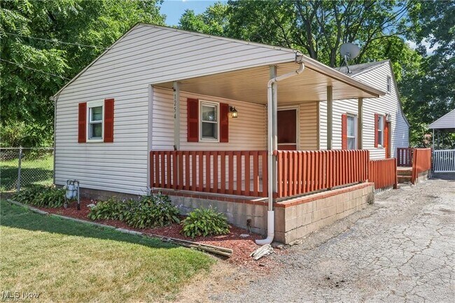 Foto del edificio - 1254 Welsh Ave