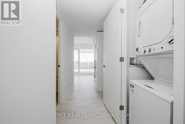 Building Photo - 18 Maitland Terrace