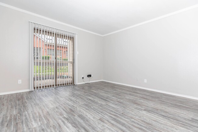 Interior Photo - Mills Run Apartments