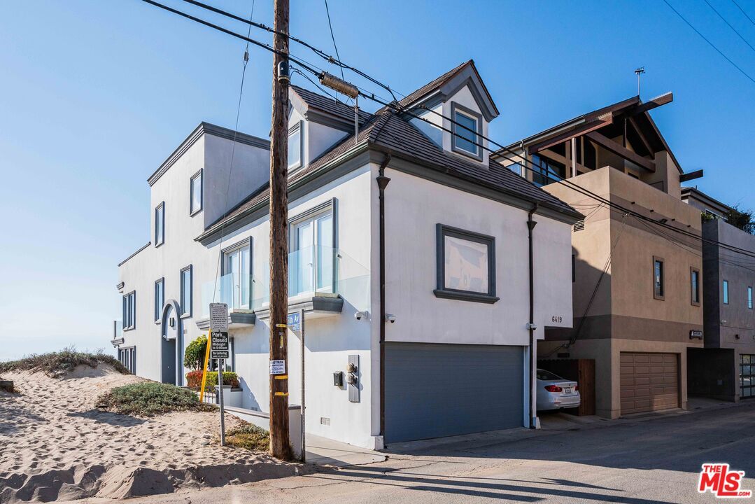 Foto principal - 6419 Ocean Front Walk