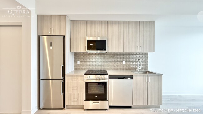 Photo du bâtiment - 1005 Dundas St E