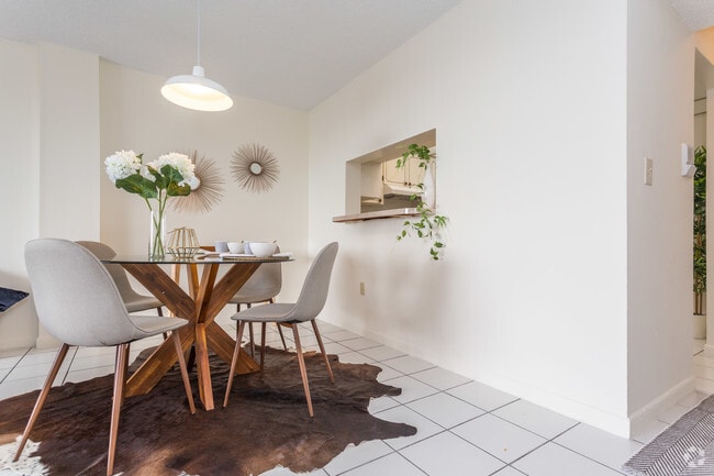 8920-202 - The Birchwoods