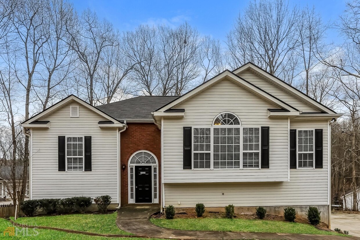 2537 Lakeside Dr, Villa Rica, GA 30180 House Rental in Villa Rica, GA