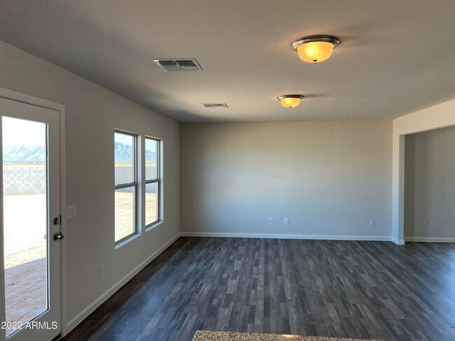 Building Photo - 241 S Apache Ave