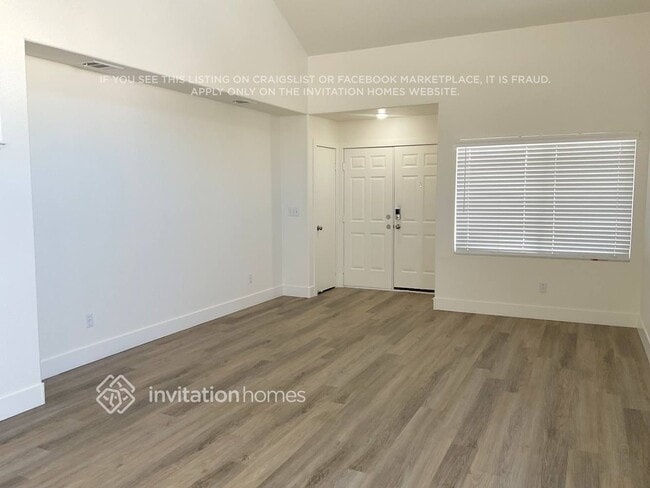 Building Photo - 8141 Shoreham St