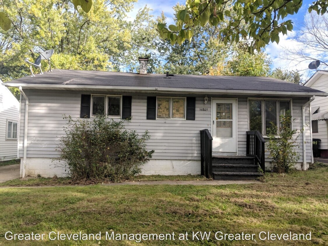 Primary Photo - 3 br, 1 bath House - 16805 Fairfax Ave