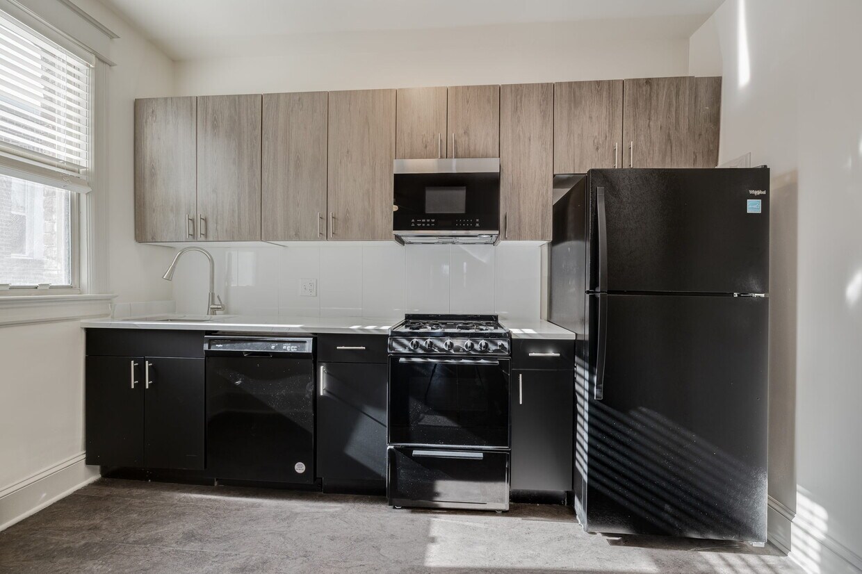 Kitchen #40 - 3624 Connecticut - 3624 Connecticut Ave NW