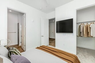 Interior Photo - Onyx Uptown PHX