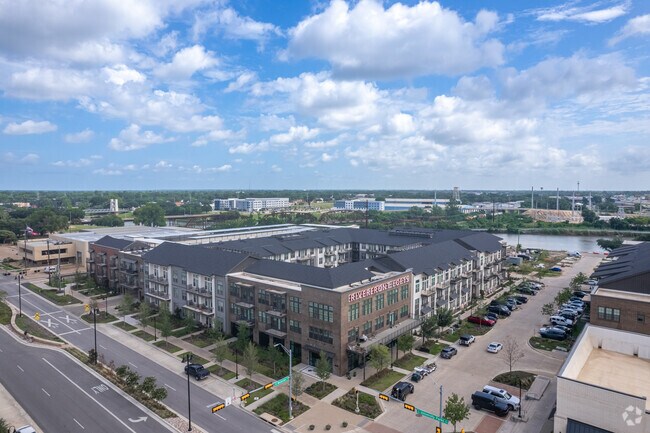 Foto aérea - Riverfront Lofts