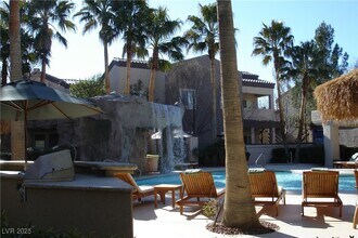 Building Photo - 5250 S Rainbow Blvd