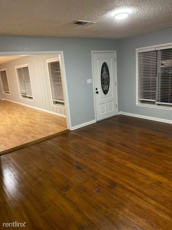 Building Photo - 4 br, 2 bath House - 1306 High School Dr
