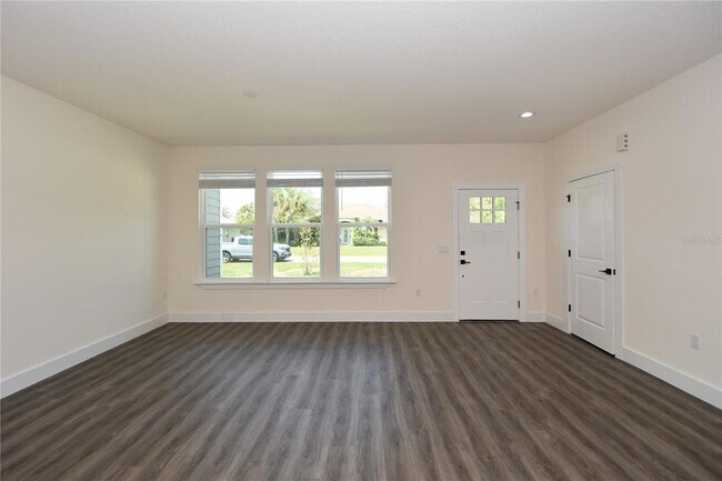 Building Photo - 100 White Hall Dr