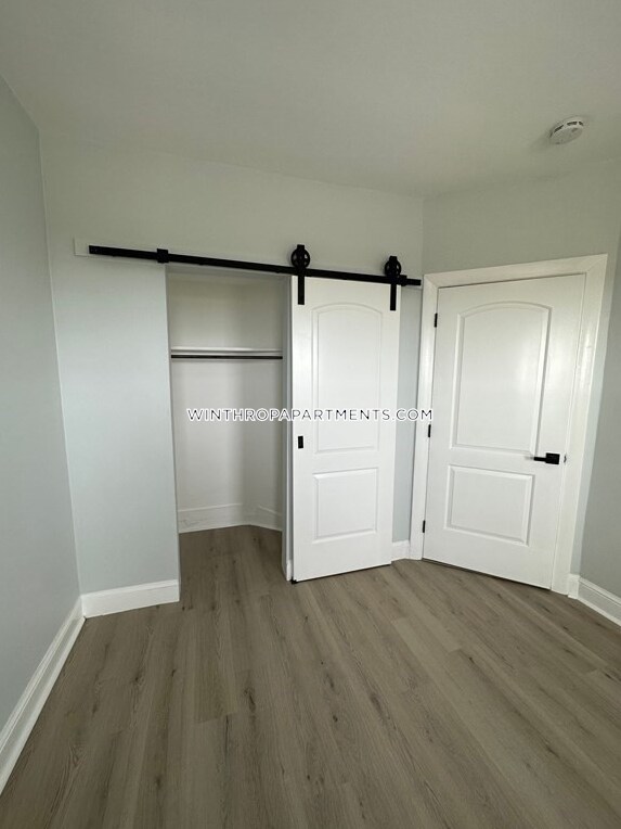 Foto del edificio - 90 Winthrop Shore Dr
