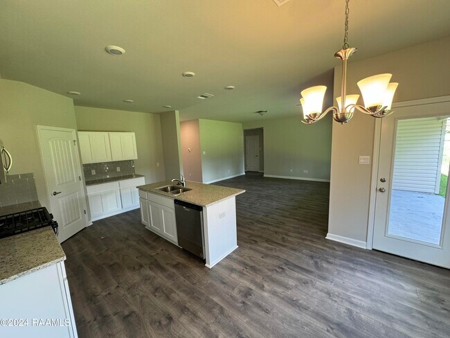 Foto del edificio - 119 Hl Vw Dr