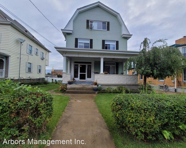 Building Photo - 5 br, 2.5 bath House - 211 Bigham Street