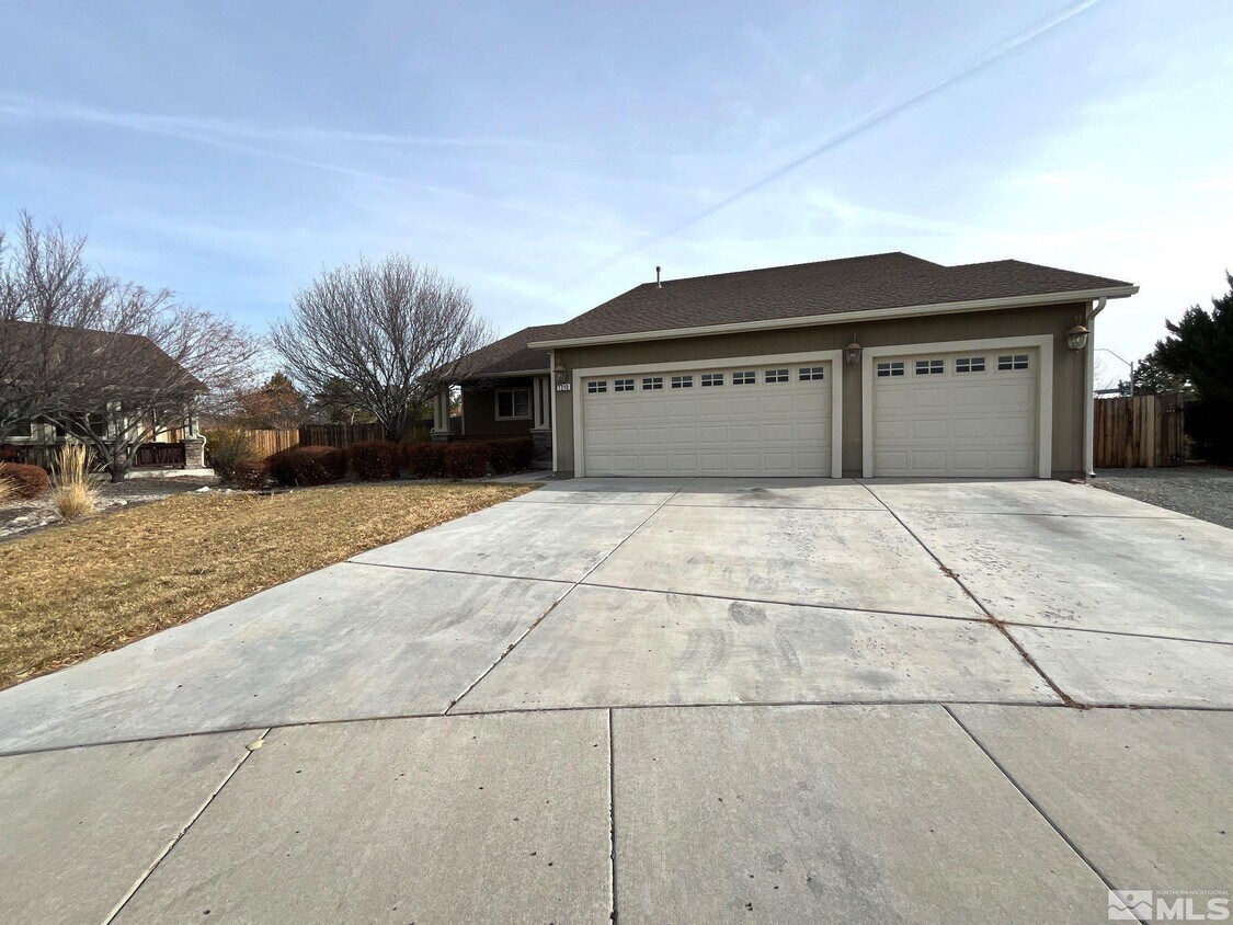 Primary Photo - 1210 Haistar Ct