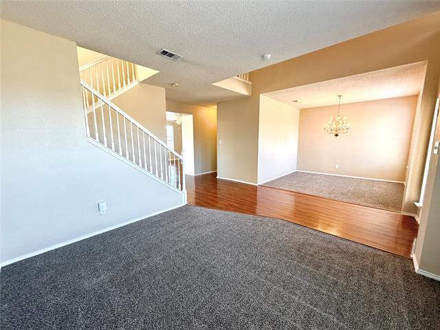 Foto del edificio - 1909 Briargate Ln