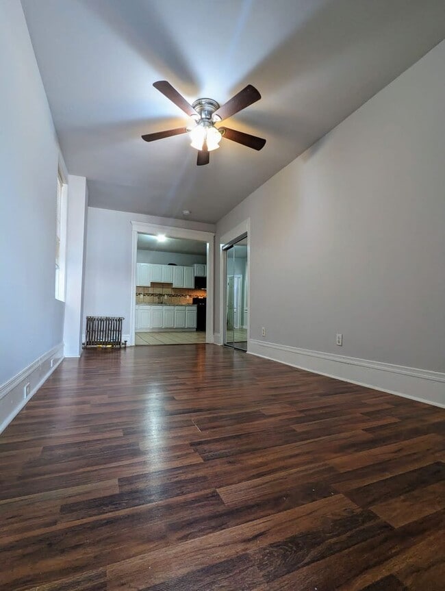 Foto del edificio - 408 W Ruscomb St