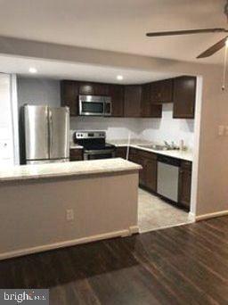 Building Photo - 39 Bonbon Ct