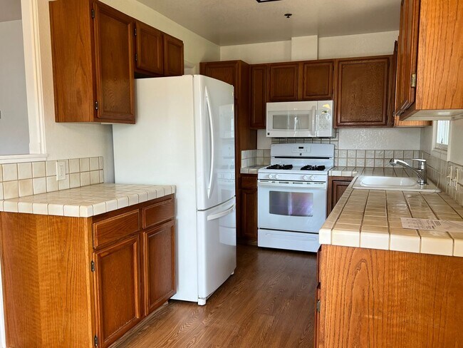 Foto del edificio - 118 W Pedregosa St