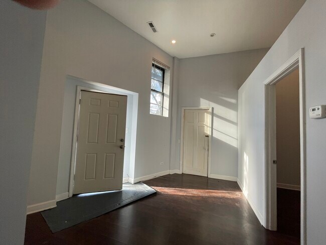 Building Photo - 2065 W Coulter St