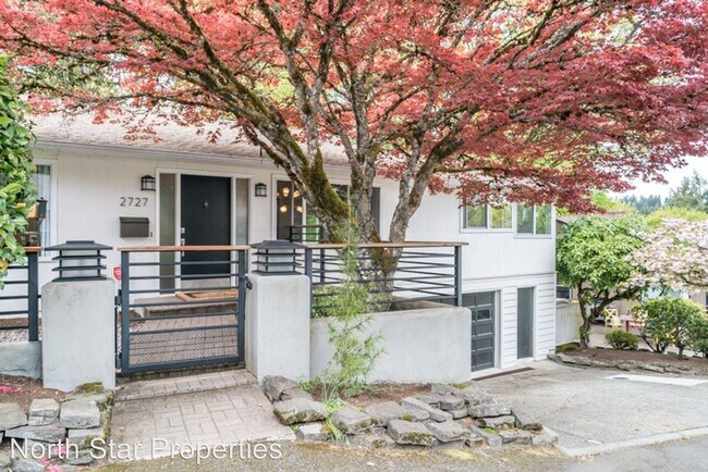Building Photo - 4 br, 3 bath House - 2727 SW Patton Ct.
