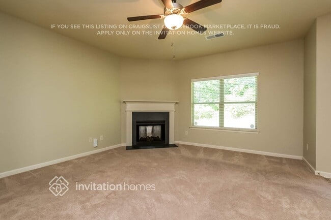 Building Photo - 436 Grenier Terrace NE