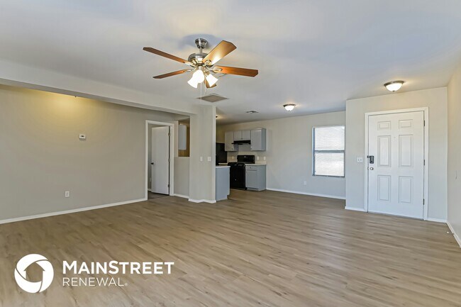 Foto del edificio - 1594 W Swisher Pl