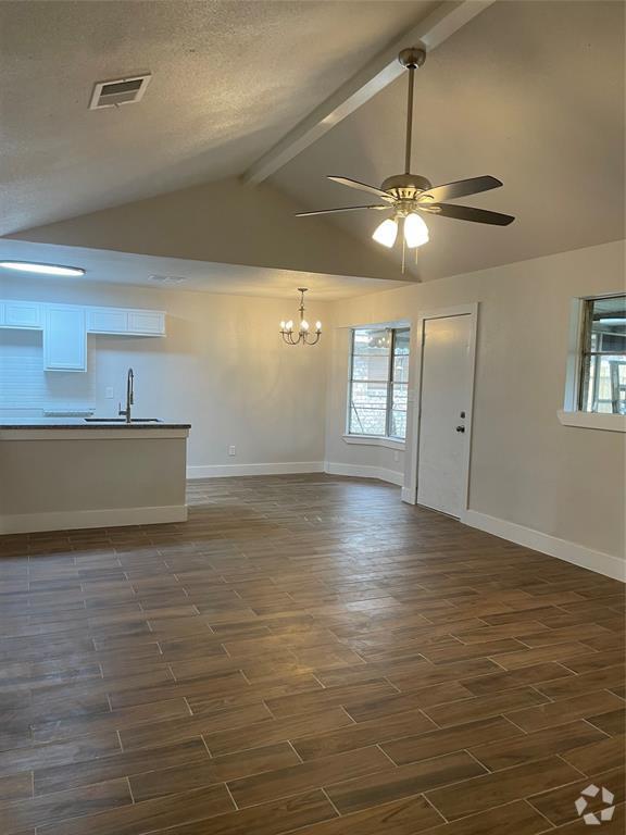 Building Photo - 9743 Grenadier Dr