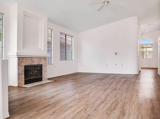 Foto del edificio - 26805 China Dr