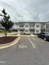 Building Photo - 1055 Peony Ln