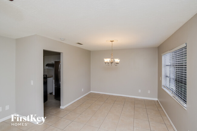 Building Photo - 1056 Matador Dr