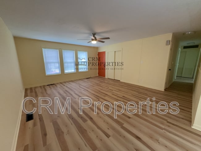 Building Photo - 5109 Mohawk Dr