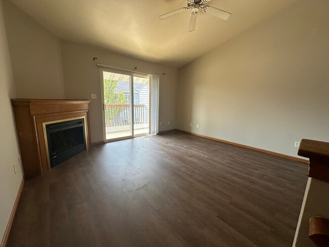 Photo - 440 4th Ave Townhome